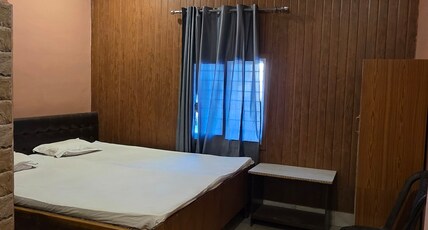 Aashiyana Inn Room Type - Bedroom 10