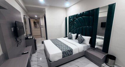 The Seven Eleven Hotel Room Type - Super Deluxe