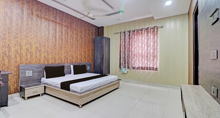 Grand Townhouse Room Type - Classic