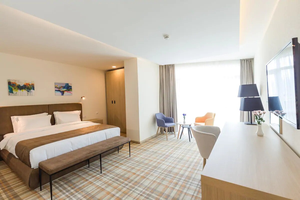 Best Western Premier Batumi - Tap to explore photos
