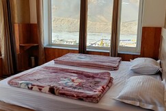 Juniper Home Kaza by Mountain Bee