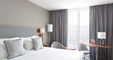 Crowne Plaza Paris Republique Room Type - 1 Bedroom Suite