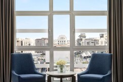 Anwar Al Madinah Movenpick Hotel