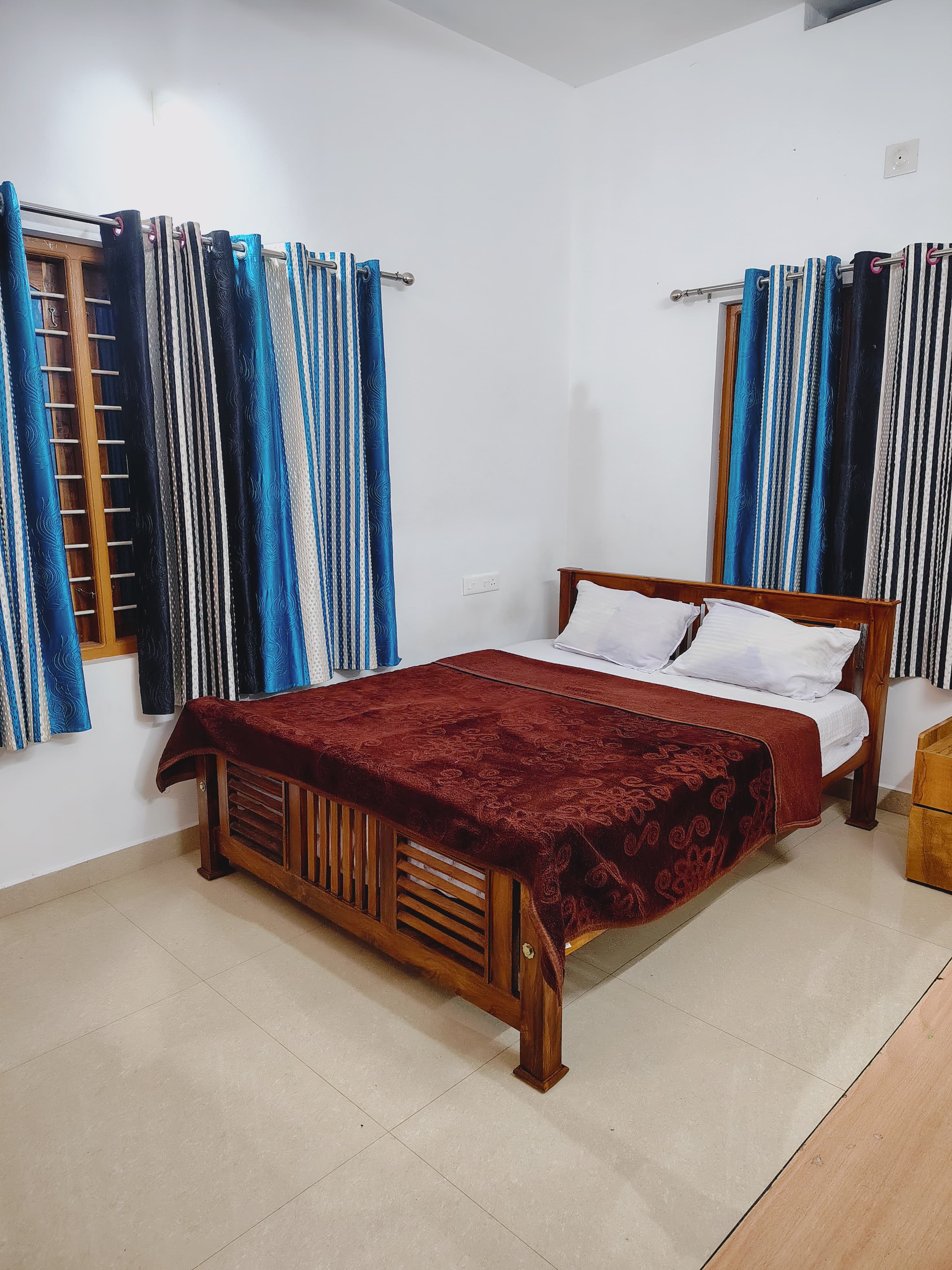 Mankulam Homestay - Tap to explore photos