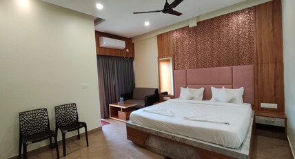 K B Resort Room Type - Deluxe Room