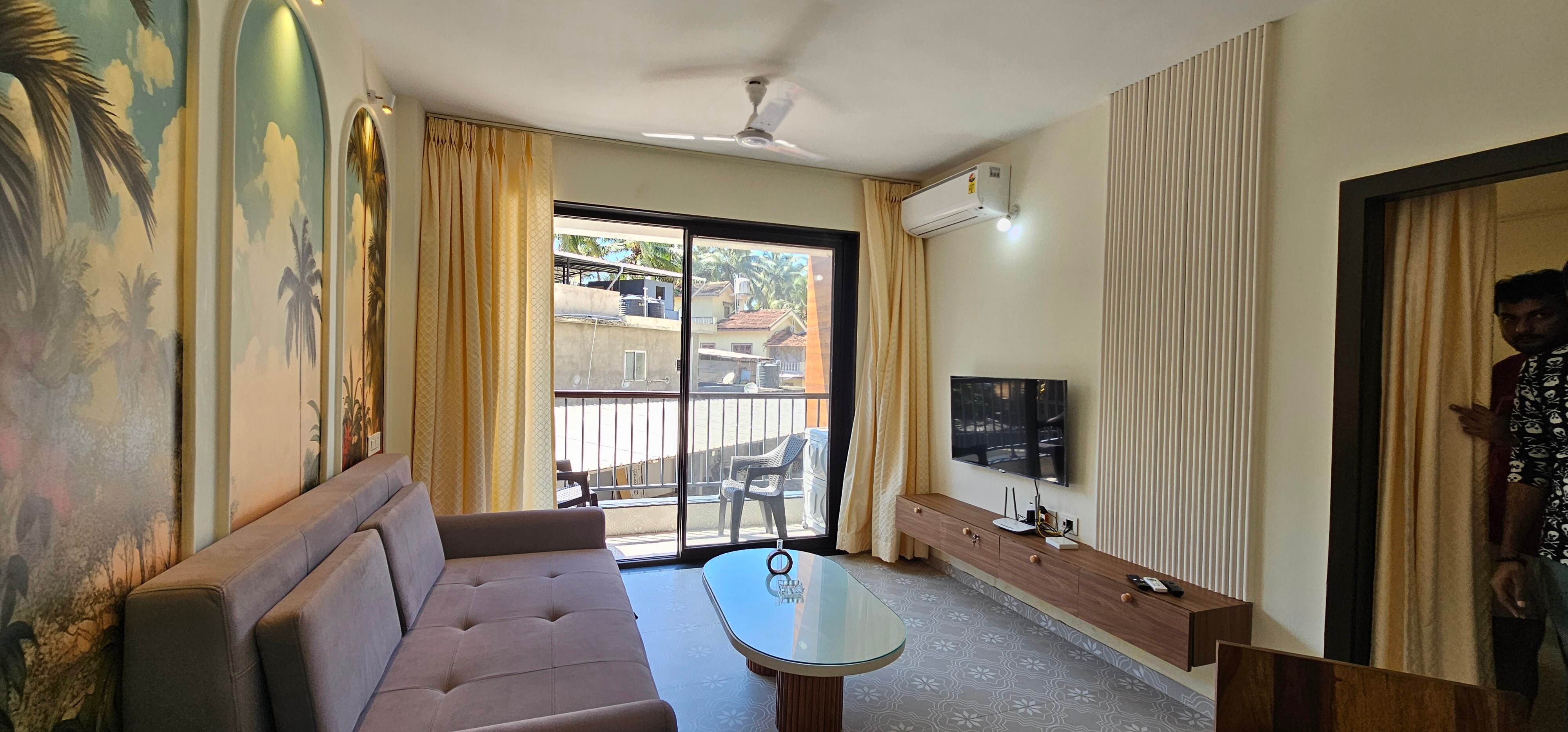 Modern 2BHK Apartment Near Candolim Beach with Pool & Balcony - Tap to explore photos