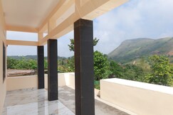 Georgian 4 BHK Villa