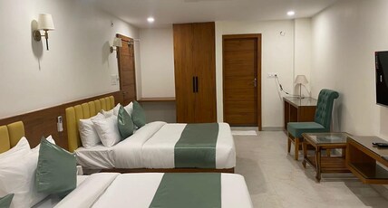 Hotel Heera Residency Room Type - Suite Room