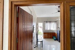 Le Divine D6 1BHK Premium Apartment - 100 meters from Guruvayur Temple