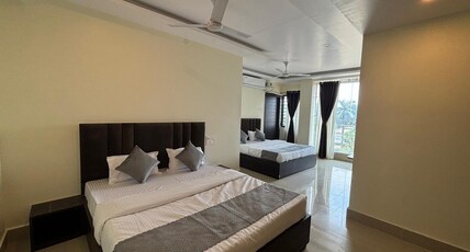 Asian Openbill Room Type - Premium Room