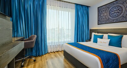 Zone By The Park Pathankot Room Type - Zone Room