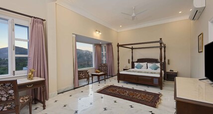 Boheda Manor - Luxury Retreat Room Type - Balcony Executive Suite