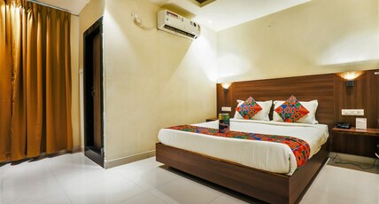 FabHotel Rr Grand - Next To Trendset Mall Room Type - Suite Room