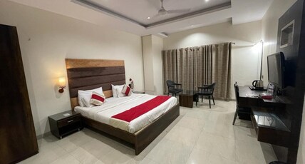 HOTEL RANJEET Room Type - CLASSIC AC ROOM
