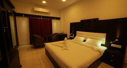 Hotel Theertha International Room Type - Executive Room
