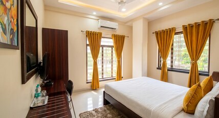 Krishna Kunja | Luxurious Rooms 13 mins from Airport Room Type - premium Room