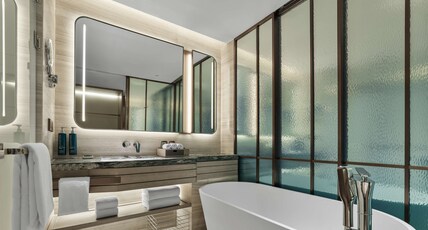 DoubleTree by Hilton Chengdu Xinglong Lake Room Type - TWIN DELUXE LAKE VIEW ROOM