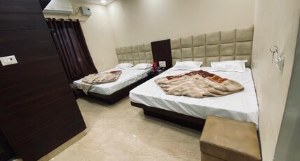 HOTEL VASU GUEST HOUSE Room Type - FAMILY ROOM