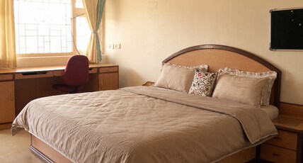 Aarroh Villa Room Type - Hilltop King Room with Terrace