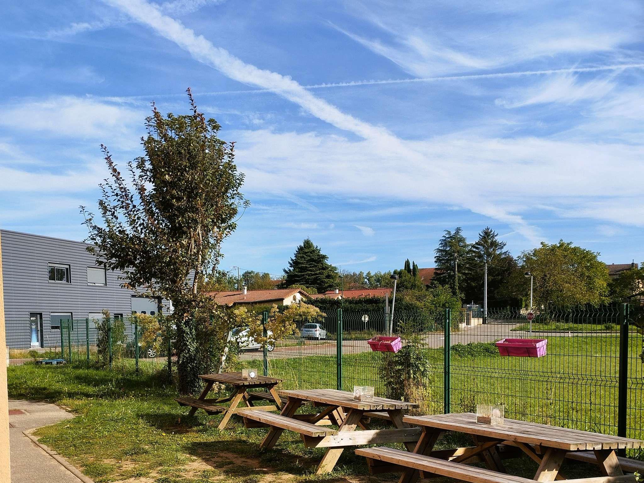 hotelF1 Lyon Bourgoin-Jallieu - Tap to explore photos