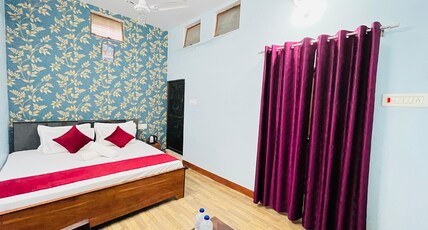 Temple Town | Premium Stay Near Ramjanmbhoomi Room Type - Classic Room | Budget comfortable stay