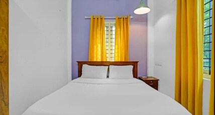 Pearl Regency Room Type - Deluxe Double AC Room
