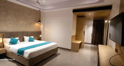SSS FORTUNE SUITES Room Type - Premium Suite