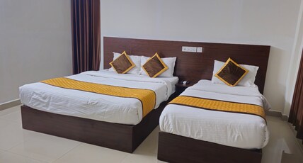 Blueway Residency Down Town Hotel Room Type - Family Suite Room AC