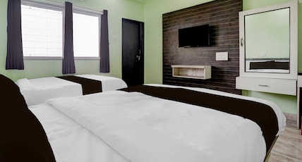 Hotel O Satara Bypass Formerly Sairaj Lodging Room Type - Classic with Twin Bed Hotel O Satara Bypass Formerly Sairaj Lodging Room Type - Classic with Twin Bed