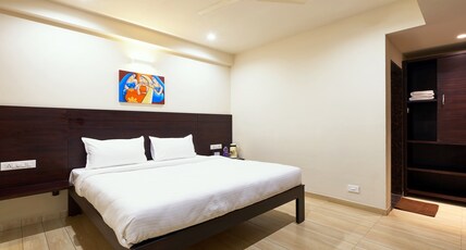 Hotel Tulsi Room Type - Deluxe Room Non AC