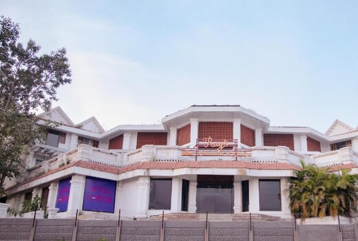 FORT28