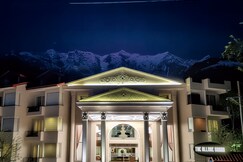 The Allure Grand - Riverside Resort & Spa