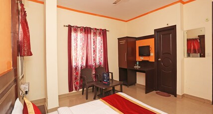 Hotel O Aura Palace Deluxe Room Type - Classic