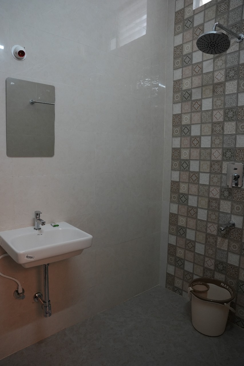 Kaaviyam Homestay Comfort and Space - Tap to explore photos