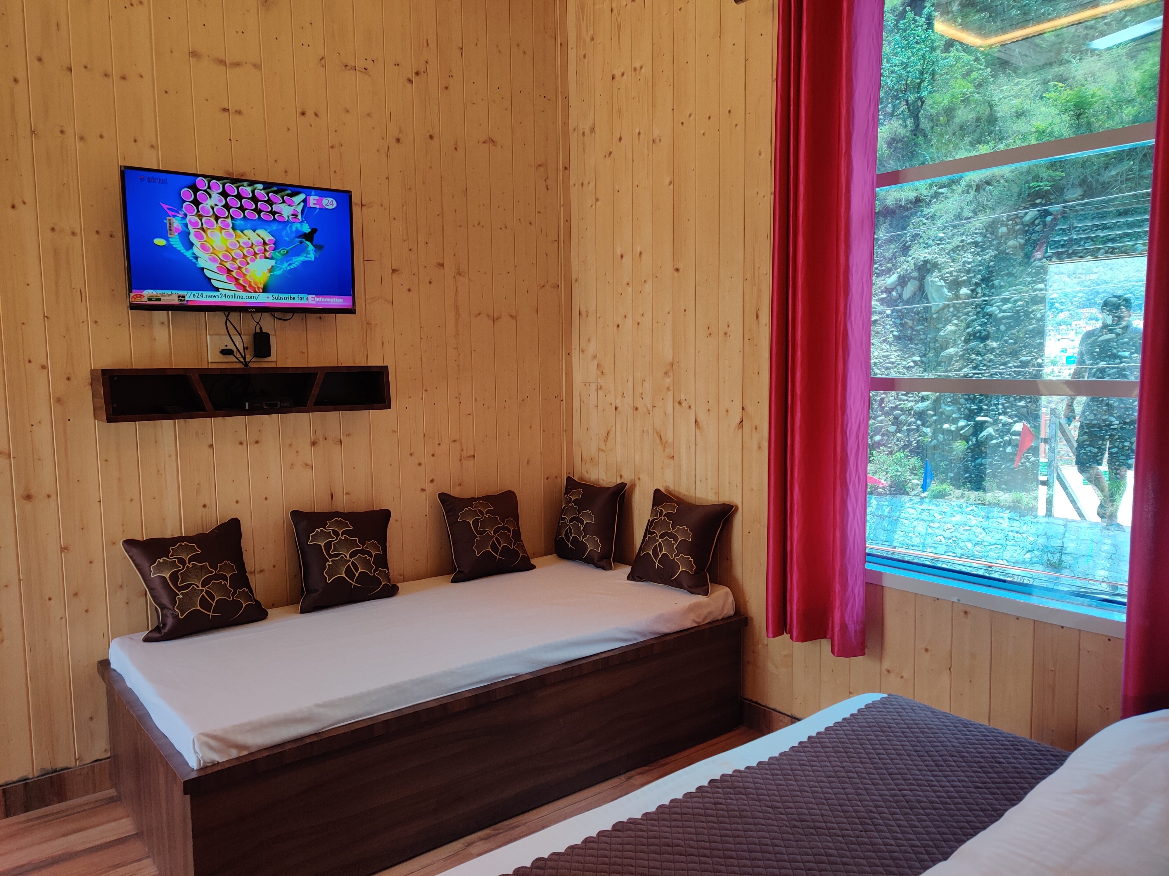 Jai Badrivishal homestay and restaurant - Tap to explore photos