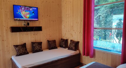 Jai Badrivishal homestay and restaurant Room Type - Bedroom 3