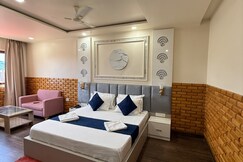 Rooms of Tiwari Hotel & Restaurant