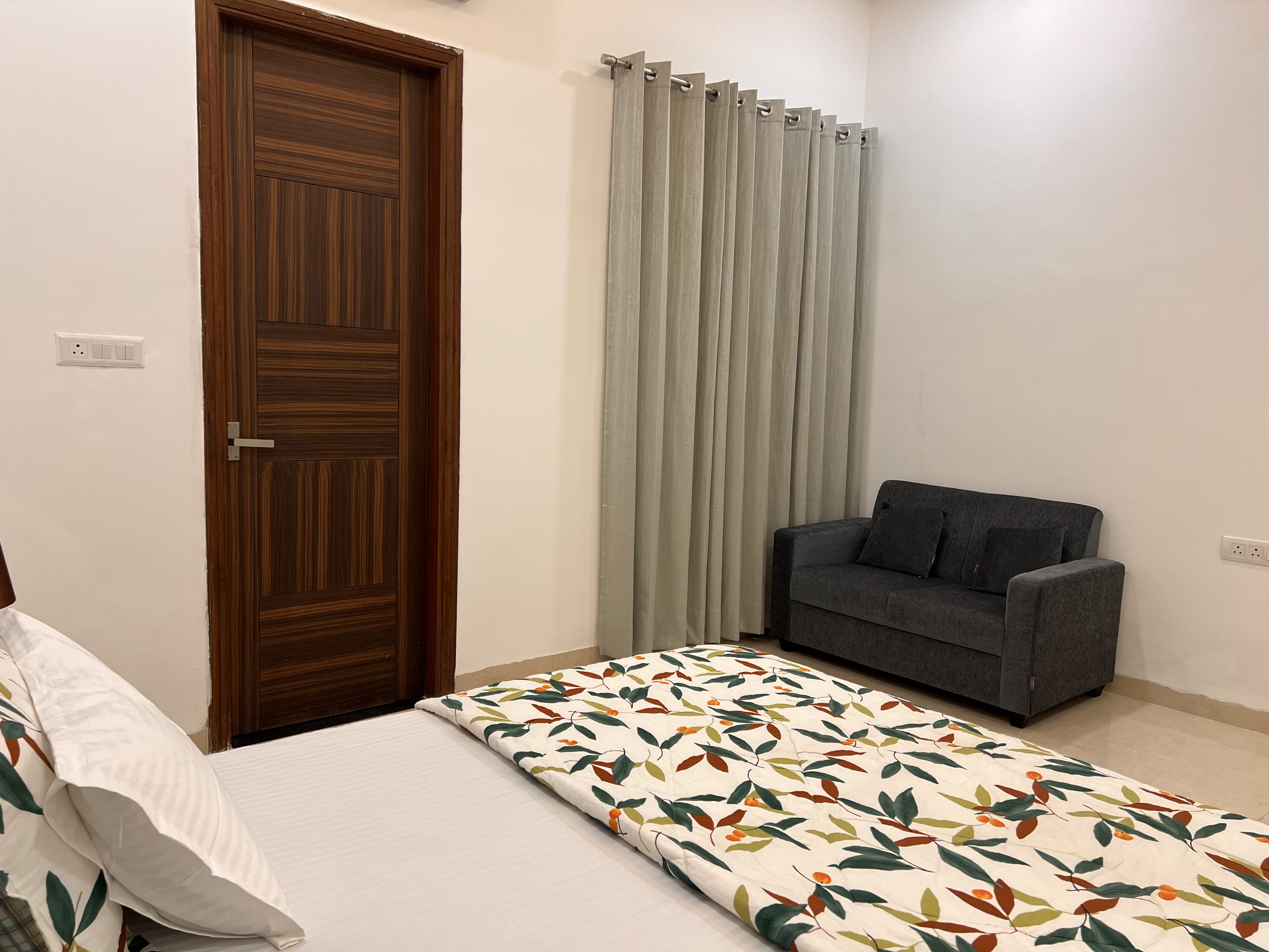 Sukoon at Amritsar 5BHK Villa at Ranjit Avenue - Tap to explore photos