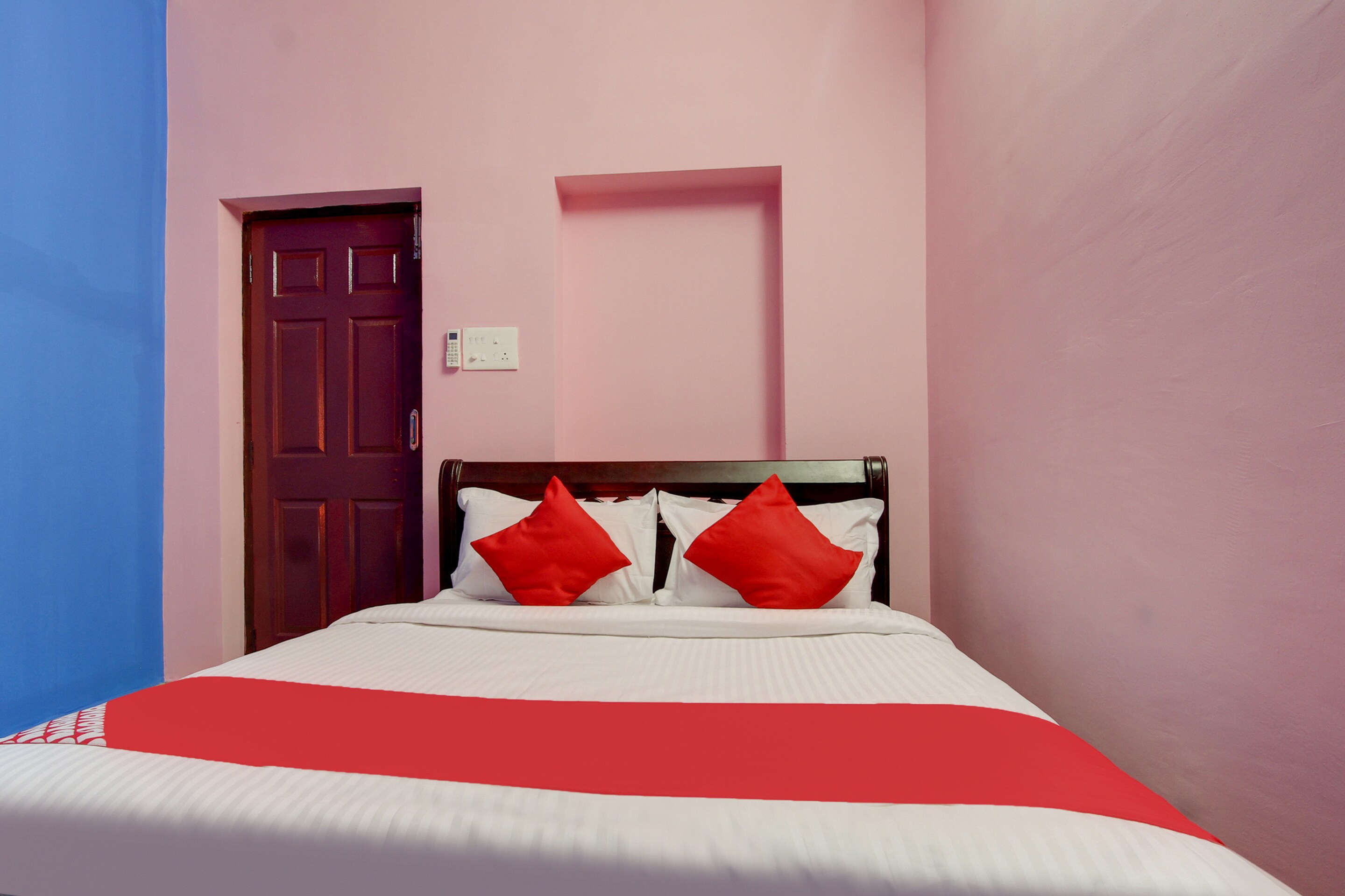 Hotel O Sree Saravanan Bhavan - Tap to explore photos