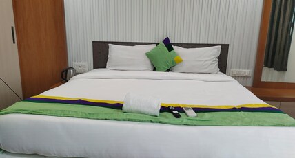 Hemas Hotel Siesta- Botcha Conventions Room Type - SUPERIOR BALCONY