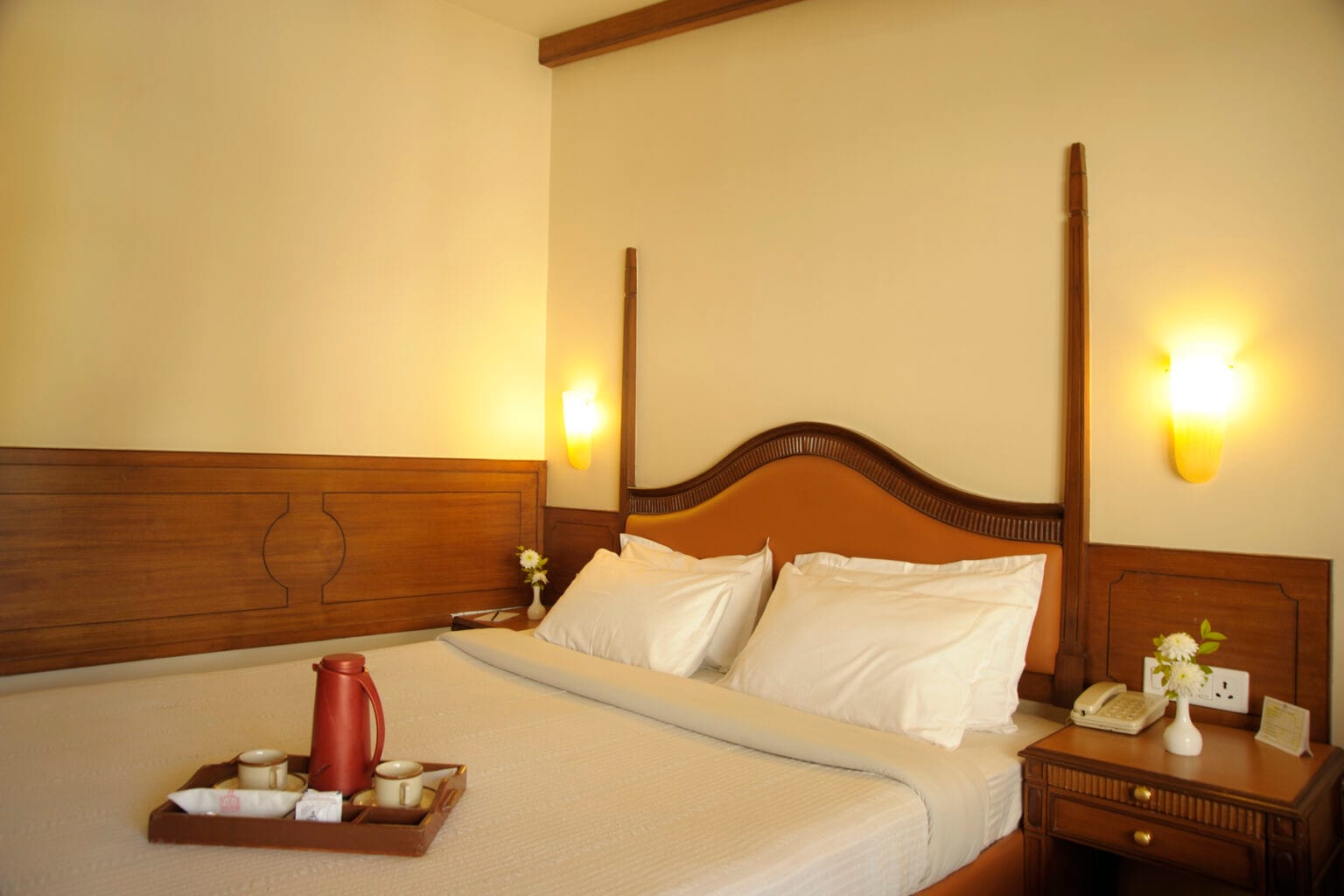 Hotel Nahar Nilgiris - Tap to explore photos