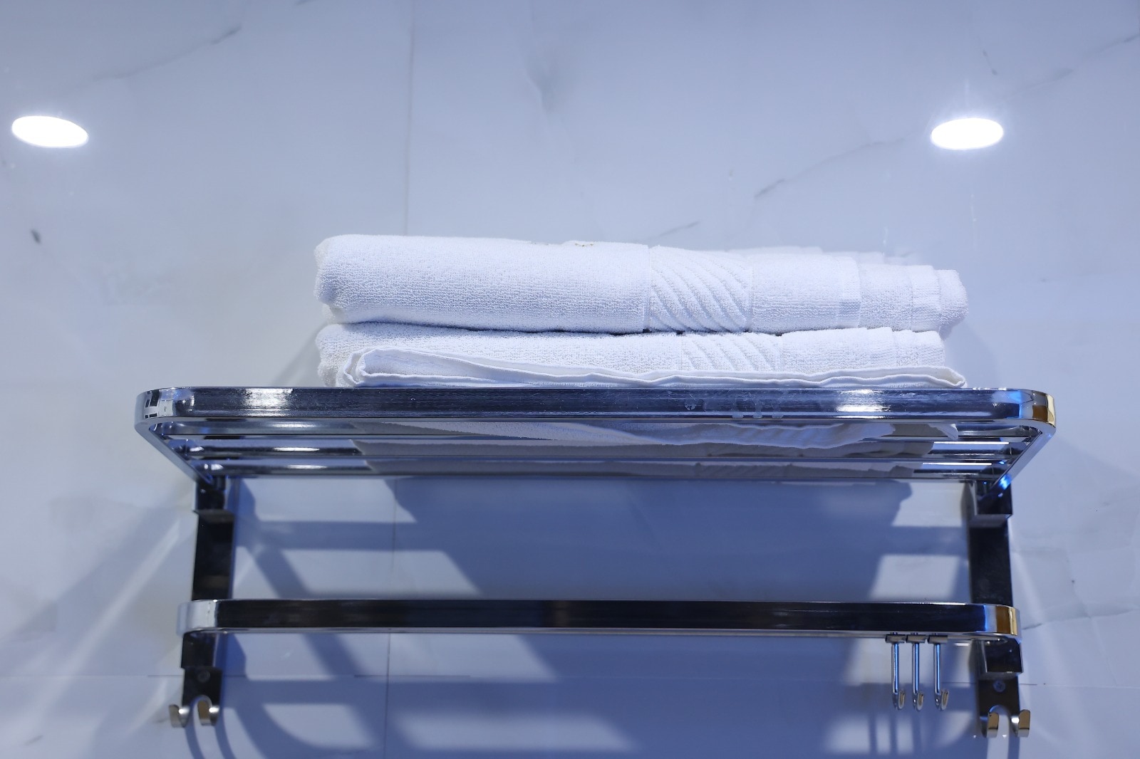 Hotel Aaryan Comforts - Tap to explore photos