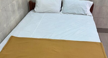 Chola Residency A/C Room Type - Bedroom 14
