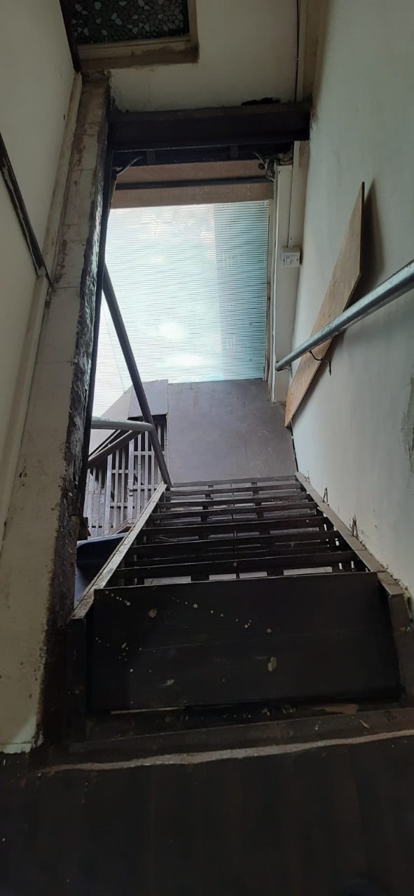 Ratna Dormitory Full AC - Tap to explore photos