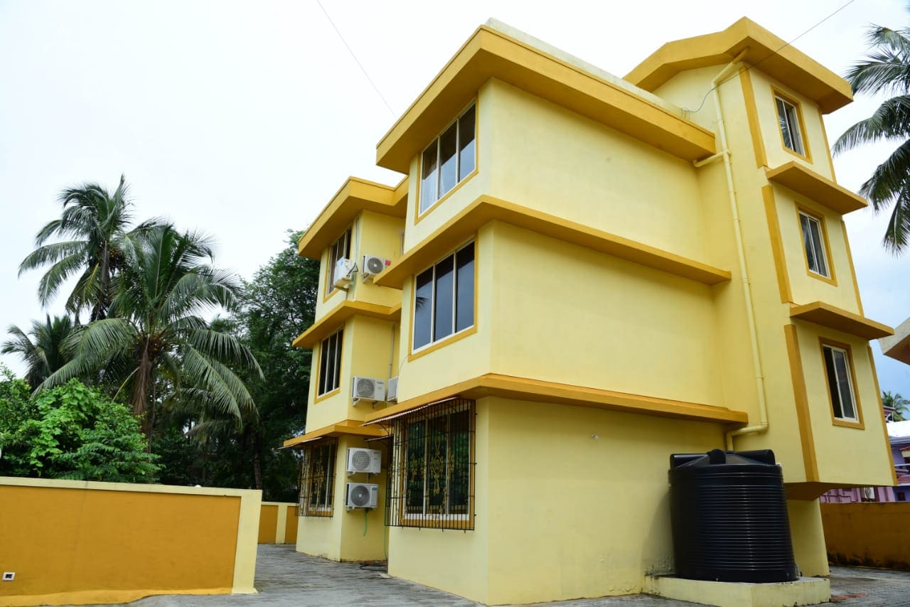 FieldStone 2 BHK AC Flat - Tap to explore photos