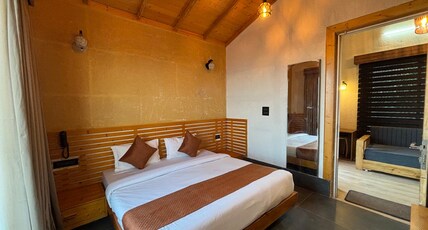 Muskan Mount View Retreat | Mukteshwar Room Type - Superior Hill View Cottage
