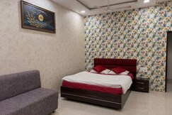 Hotel Tushar