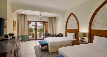 DoubleTree by Hilton Resort  & Spa Marjan Island Room Type - TWIN DELUXE GARDEN ACCESS