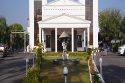 Hotel Hundred Palms Resort