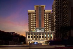 Royal Hometel Suites Dahisar